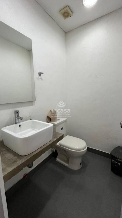 Oficina en venta en Alameda, Cali, 346 m² · foto 22 de 24