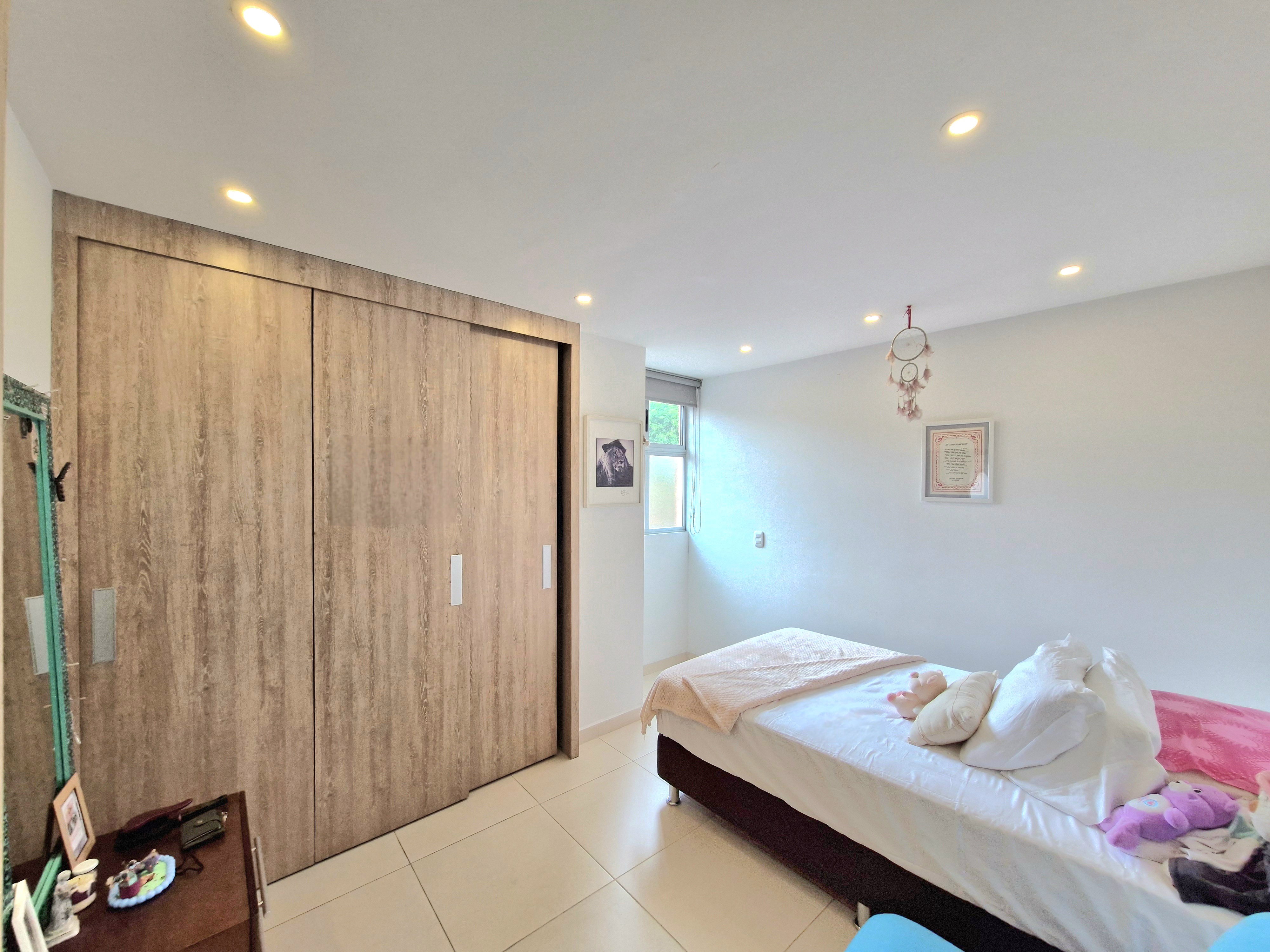 Apartamento en venta en El Portal, Envigado · foto 10 de 15