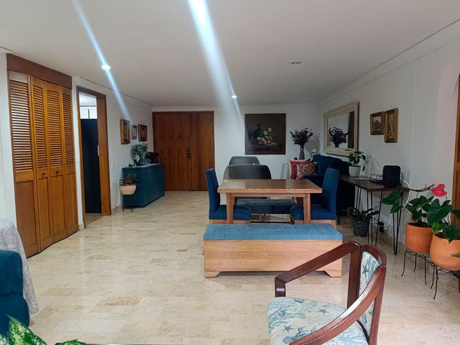 Apartamento de 3 alcobas en venta en El Poblado, Medellín, 144 m² · foto 5 de 20