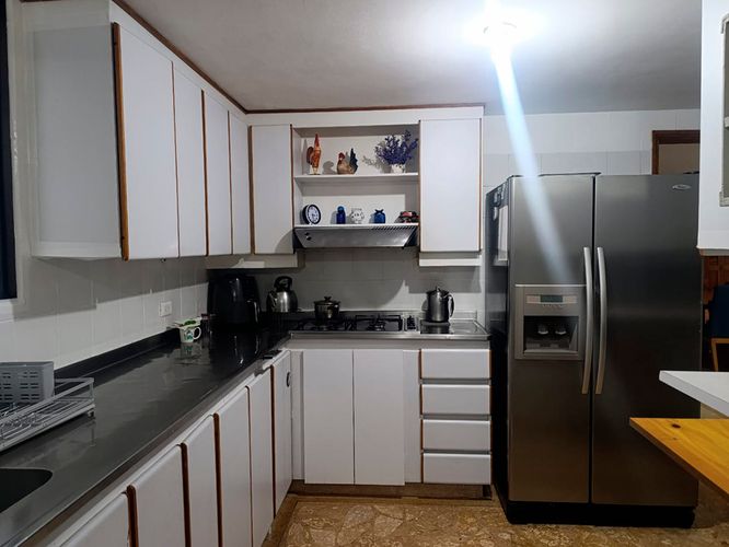 Apartamento de 3 alcobas en venta en El Poblado, Medellín, 144 m² · foto 7 de 20