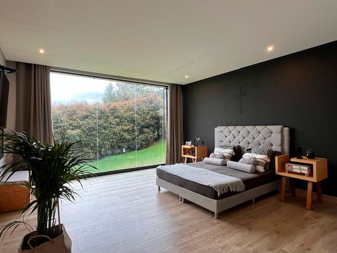 Casa de 3 alcobas en venta en Las Palmas, Envigado, 350 m² · foto 12 de 19