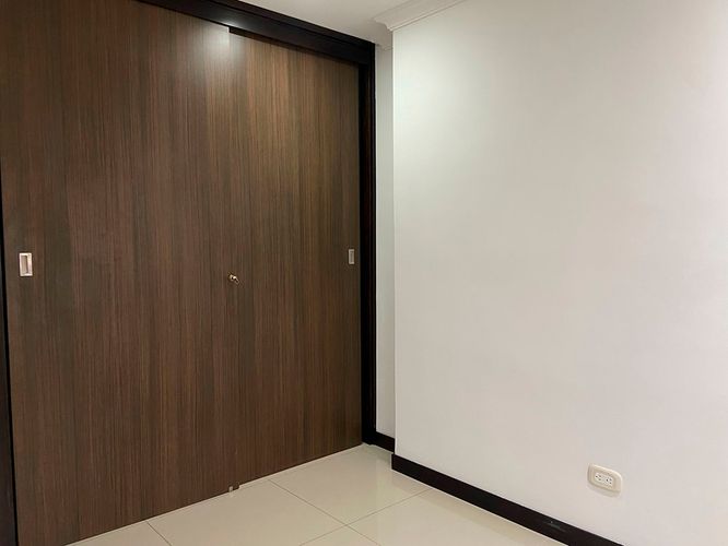 Apartamento de 3 alcobas en arriendo en San Jose, Sabaneta, 96 m² · foto 9 de 18
