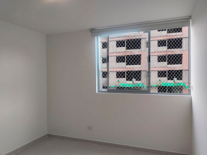 Apartamento de 2 alcobas en arriendo en El Poblado, Medellín, 79 m² · foto 13 de 16