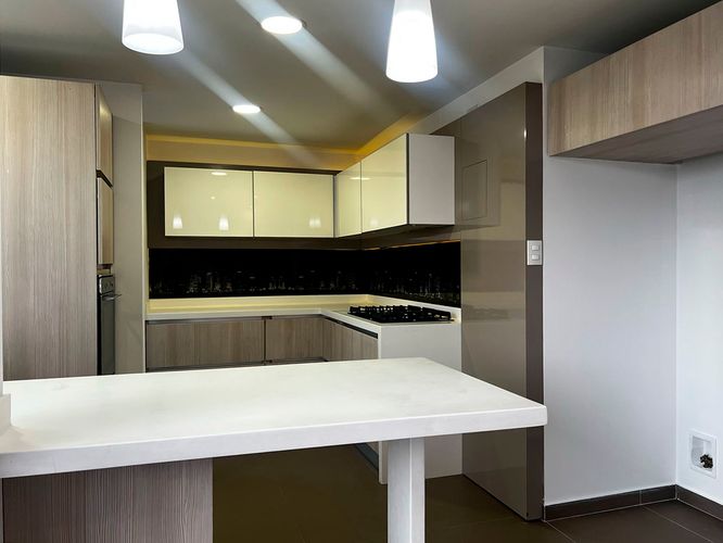 Apartamento de 3 alcobas en arriendo en Loma Benedictinos, Envigado, 134 m² · foto 9 de 19