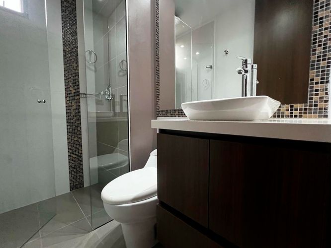 Apartamento de 3 alcobas en arriendo en Loma Benedictinos, Envigado, 134 m² · foto 16 de 19