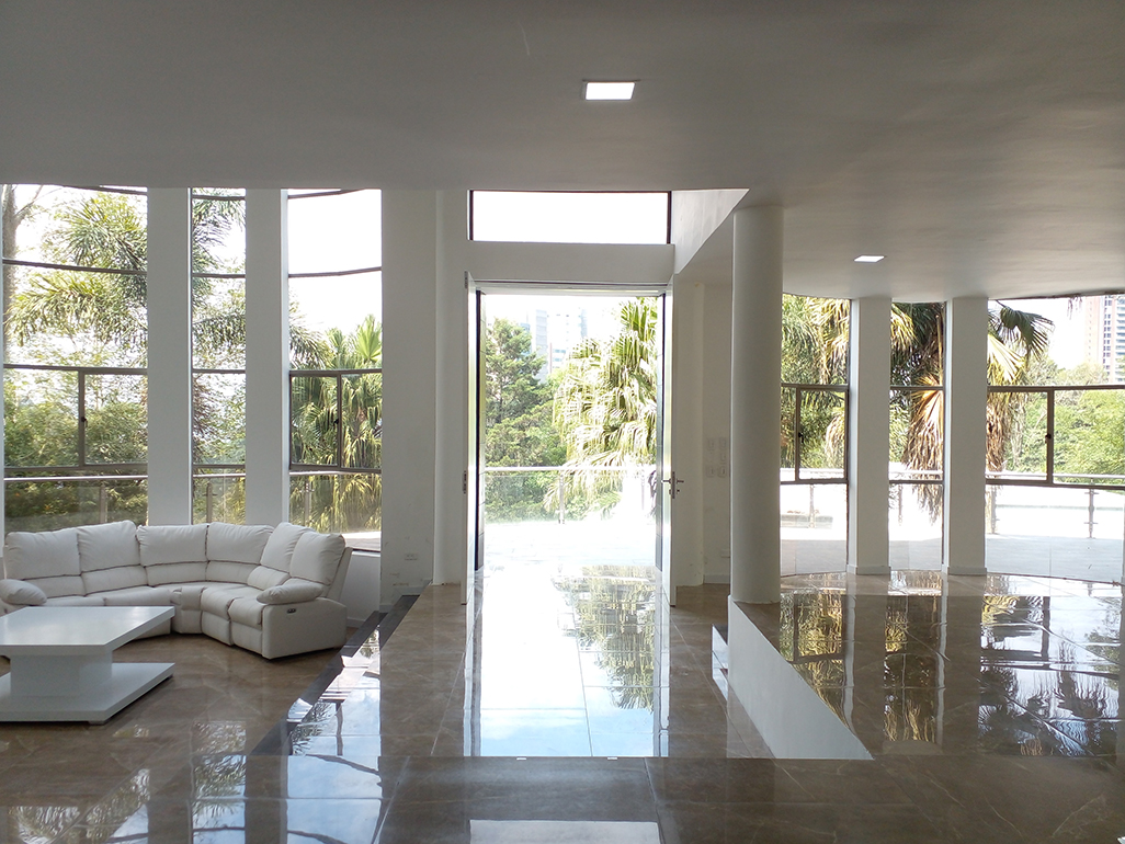 Casa en Arriendo en El Poblado, Medellín