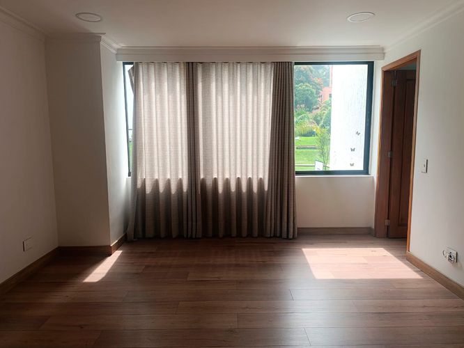 Apartamento de 4 alcobas en arriendo en El Poblado, Medellín, 437 m² · foto 17 de 20