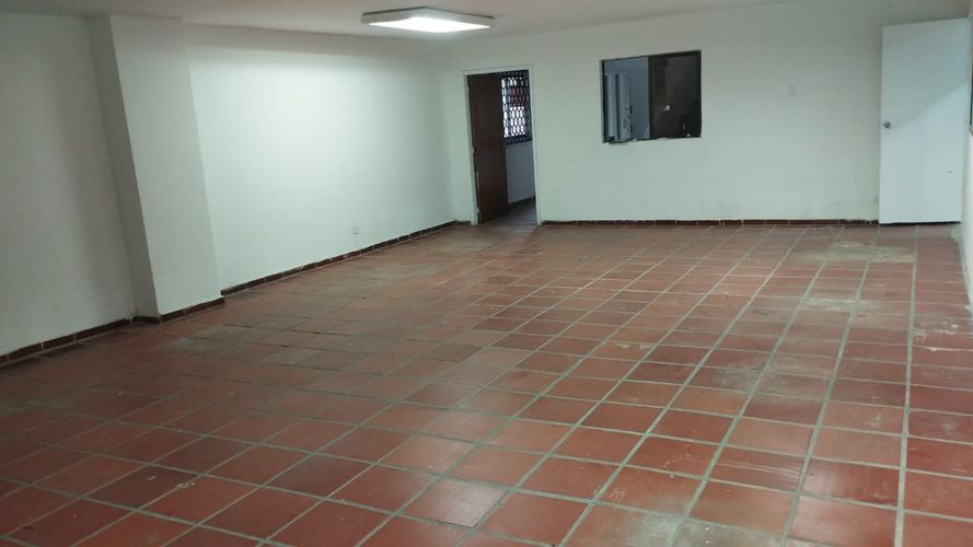 Bodega en arriendo en Batallon Infanteria, Barranquilla, 690 m² · foto 11 de 18