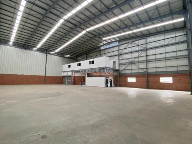 Bodega en arriendo en Acopi, Yumbo, 1070 m² · foto 6 de 20