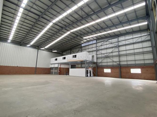 Bodega en arriendo en Acopi, Yumbo, 1070 m² · foto 16 de 20
