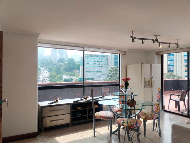 Apartamento de 7 alcobas en arriendo en El Poblado, Medellín, 170 m² · foto 3 de 16