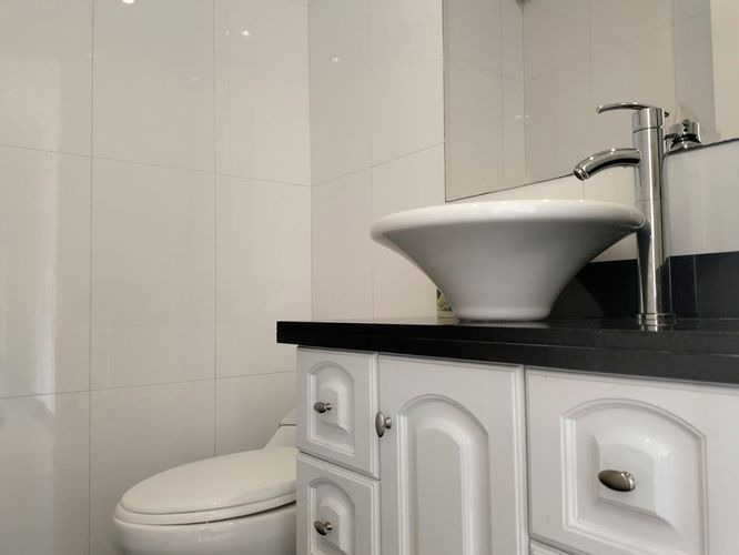 Apartamento de 7 alcobas en arriendo en El Poblado, Medellín, 170 m² · foto 15 de 16