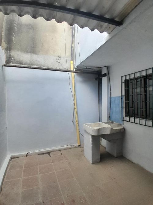 Casa de 3 alcobas en arriendo en Las Trinitarias, Soledad, 158 m² · foto 4 de 14