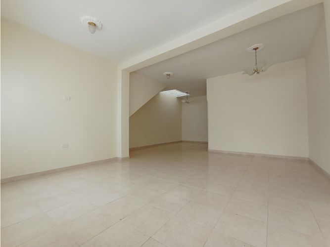 Casa de 4 alcobas en venta en El Rodeo, Cali, 162 m² · foto 3 de 23
