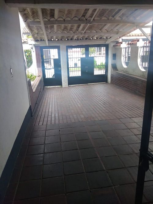 Casa de 4 alcobas en venta en Las Villas, Bogotá, 300 m² · foto 5 de 20