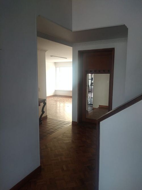 Casa de 4 alcobas en venta en Las Villas, Bogotá, 300 m² · foto 11 de 20