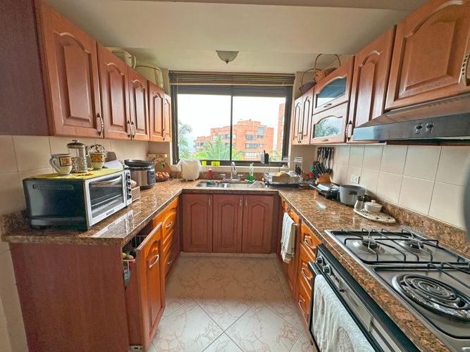 Apartamento en venta en El Poblado, Medellín · foto 7 de 23