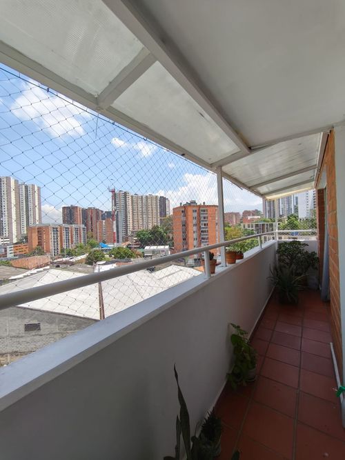 Apartamento de 2 alcobas en venta en Prados De Sabaneta, Sabaneta, 70 m² · foto 18 de 24
