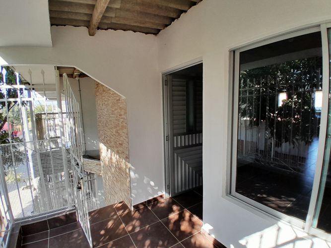 Casa de 5 alcobas en venta en Los Almendros, Soledad, 122 m² · foto 3 de 22