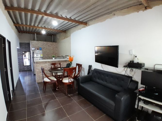 Casa de 5 alcobas en venta en Los Almendros, Soledad, 122 m² · foto 13 de 22
