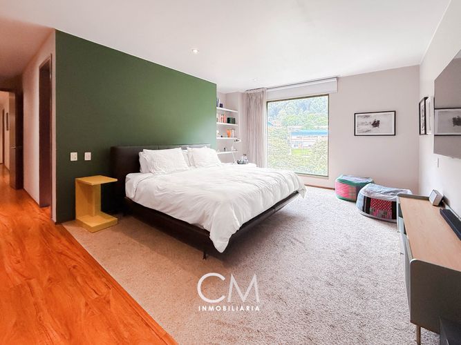 Apartamento de 3 alcobas en arriendo en Los Rosales, Bogotá, 248 m² · foto 8 de 24