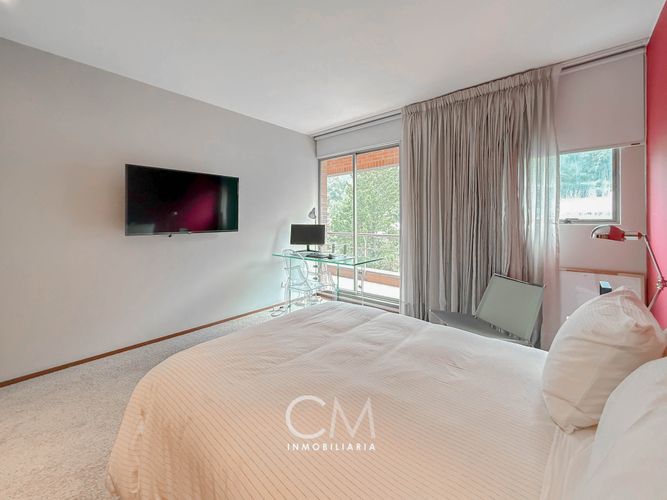 Apartamento de 3 alcobas en arriendo en Los Rosales, Bogotá, 248 m² · foto 14 de 24
