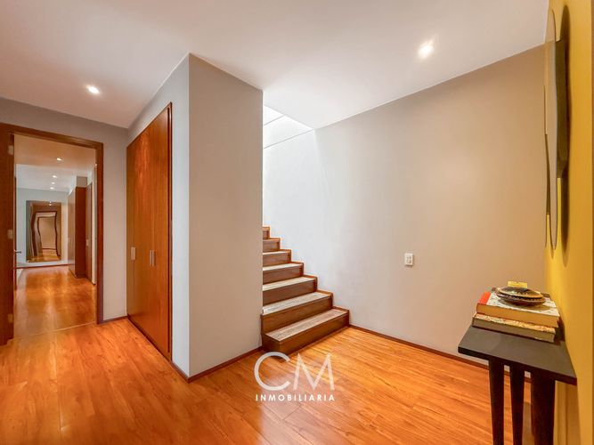 Apartamento de 3 alcobas en arriendo en Los Rosales, Bogotá, 248 m² · foto 7 de 24
