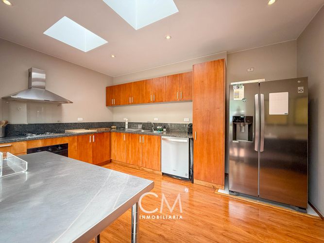 Apartamento de 3 alcobas en arriendo en Los Rosales, Bogotá, 248 m² · foto 6 de 24