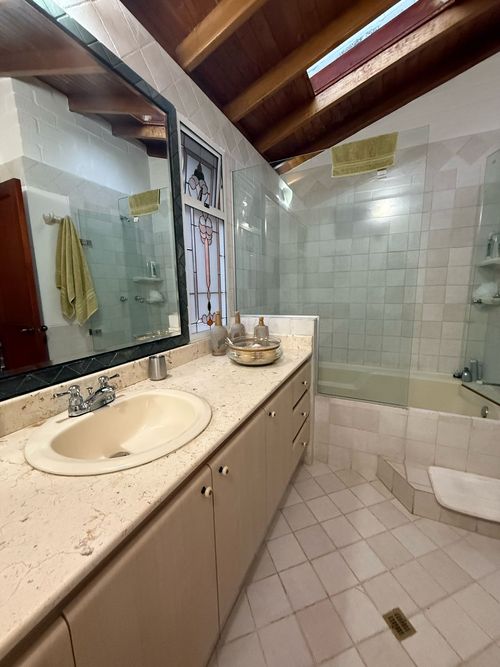 Apartamento de 3 alcobas en venta en Claraval, Envigado, 240 m² · foto 12 de 13
