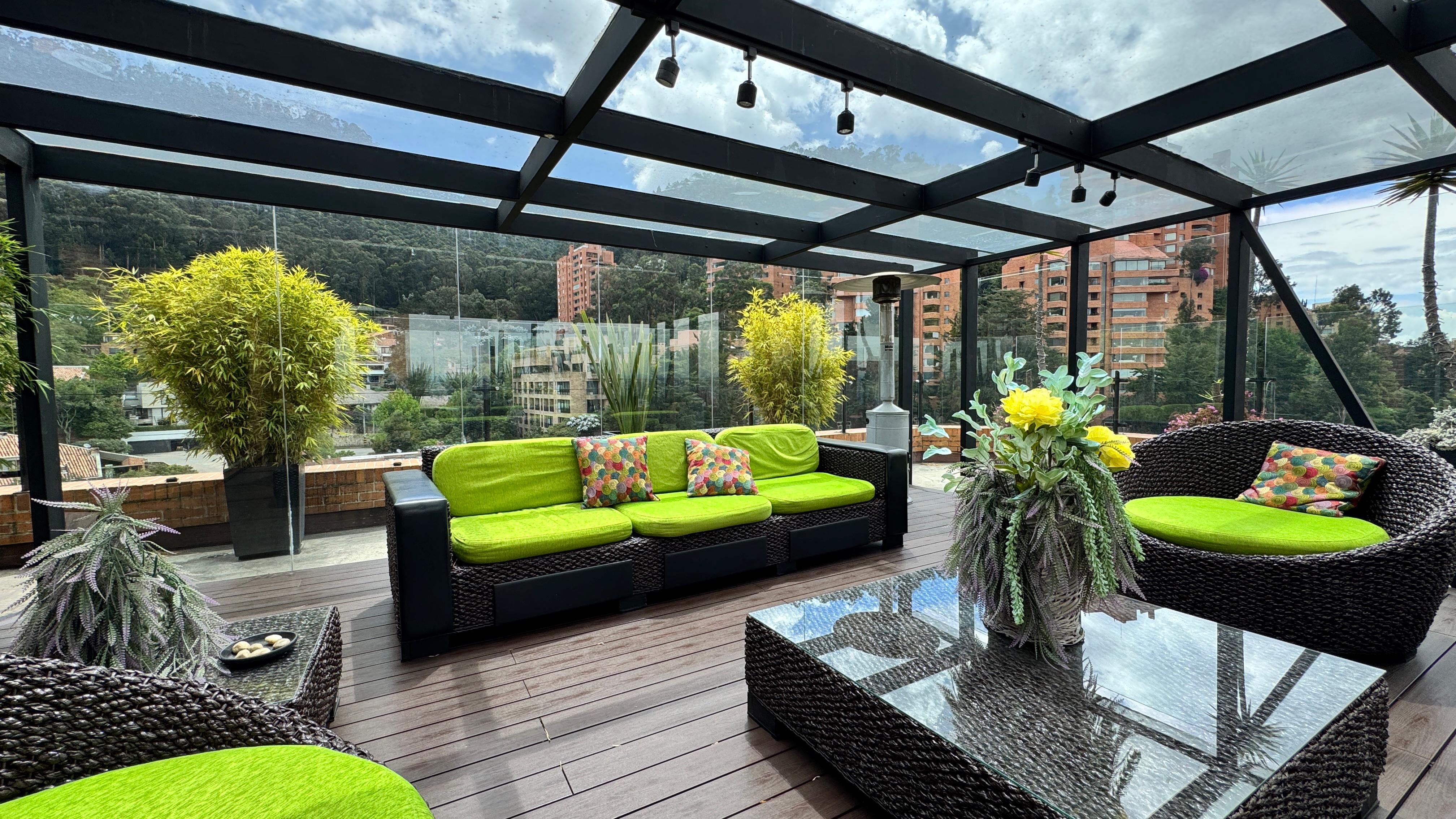 Apartamento en venta en El Refugio, Bogotá · foto 3 de 4