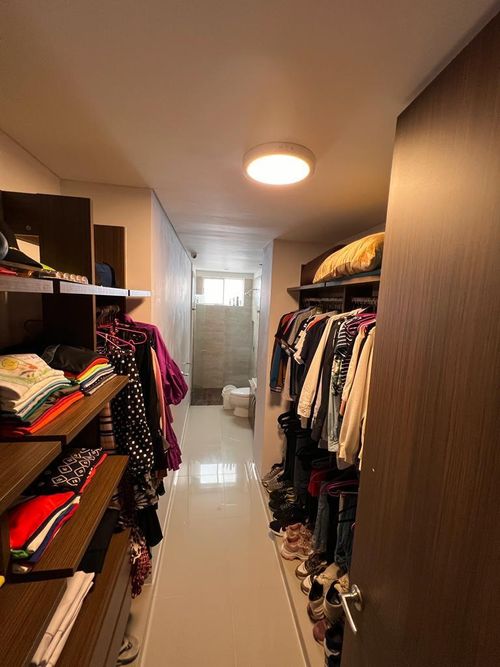 Apartamento de 3 alcobas en venta en Normandia, Cali, 274 m² · foto 10 de 24