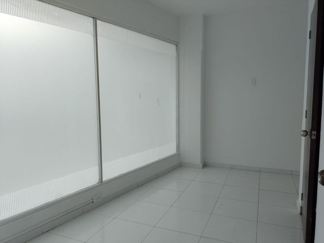 Local en arriendo en El Prado, Barranquilla, 44 m² · foto 2 de 12