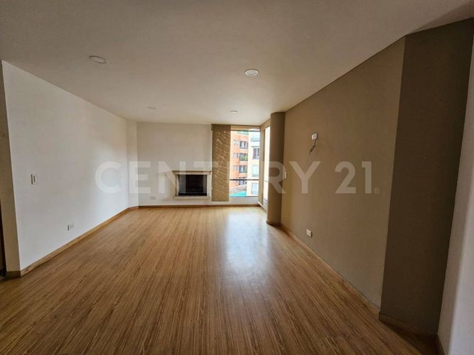 Apartamento de 4 alcobas en venta en Santa Barbara Central, Bogotá, 104 m² · foto 14 de 24