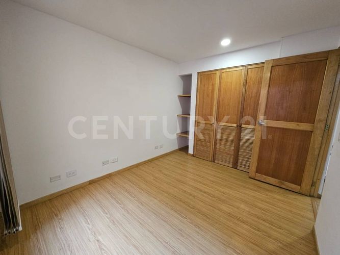 Apartamento de 4 alcobas en venta en Santa Barbara Central, Bogotá, 104 m² · foto 17 de 24