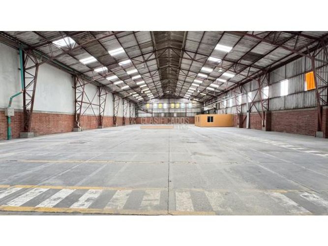 Bodega en arriendo en Acopi, Yumbo, 1374 m² · foto 7 de 20
