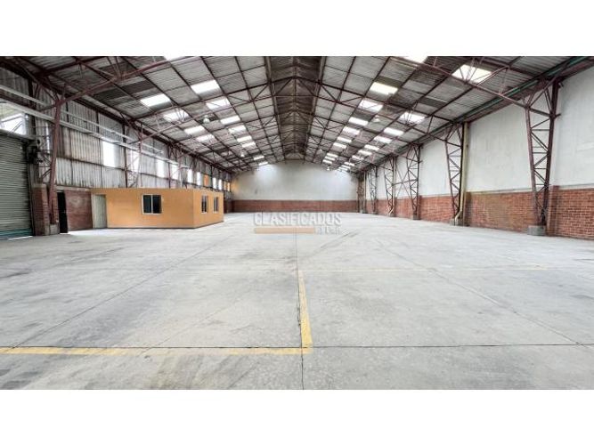 Bodega en arriendo en Acopi, Yumbo, 1374 m² · foto 8 de 20