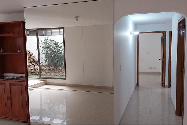 Apartamento de 3 alcobas en venta en Santa Barbara Central, Bogotá, 138 m² · foto 7 de 20
