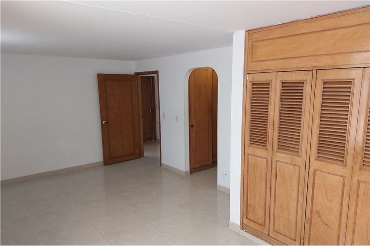 Apartamento de 3 alcobas en venta en Santa Barbara Central, Bogotá, 138 m² · foto 12 de 20