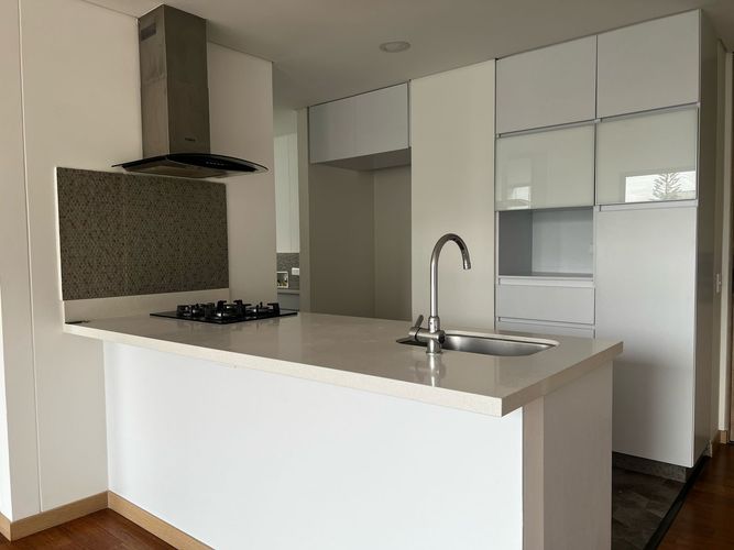 Apartamento de 2 alcobas en arriendo en El Poblado, Medellín, 74 m² · foto 8 de 17