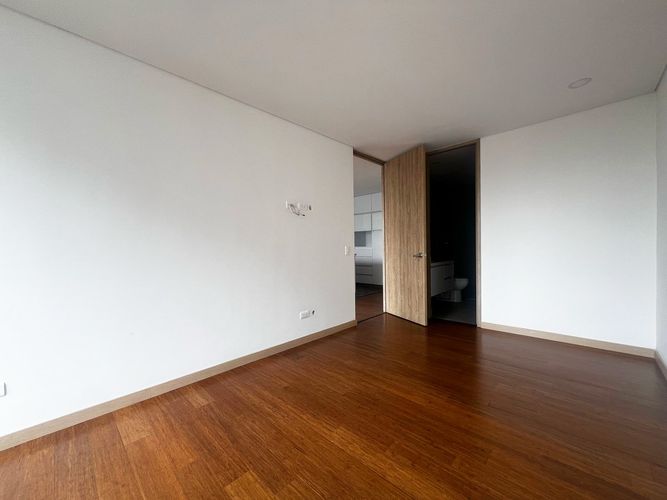 Apartamento de 2 alcobas en arriendo en El Poblado, Medellín, 74 m² · foto 14 de 17
