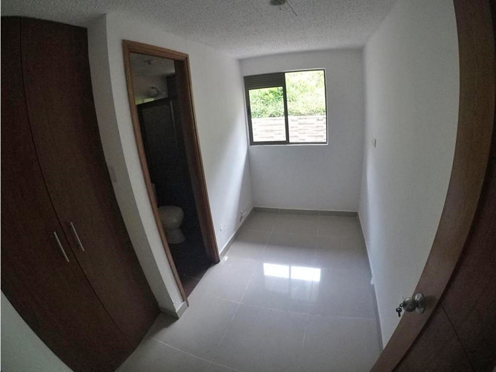 Casa en arriendo en Las Antillas, Envigado · foto 12 de 16