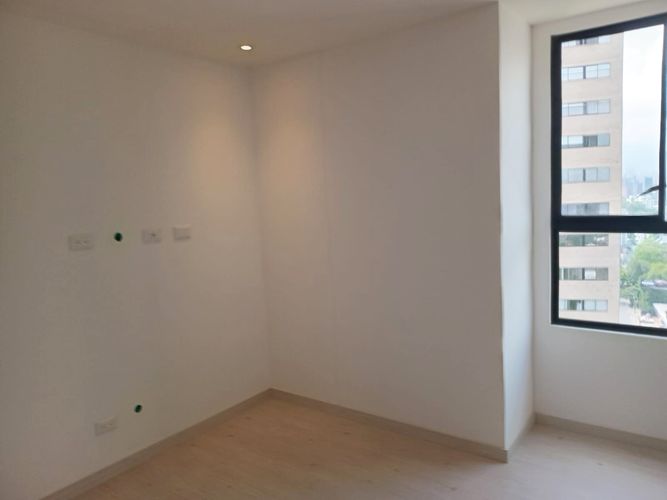 Apartamento de 2 alcobas en arriendo en El Poblado, Medellín, 73 m² · foto 9 de 16