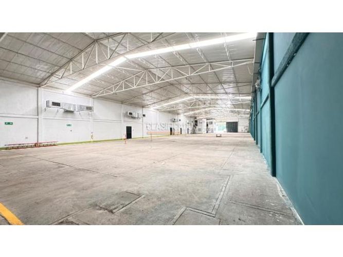 Bodega en venta en Acopi, Cali, 3507 m² · foto 6 de 23