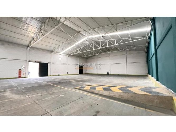 Bodega en venta en Acopi, Cali, 3507 m² · foto 14 de 23