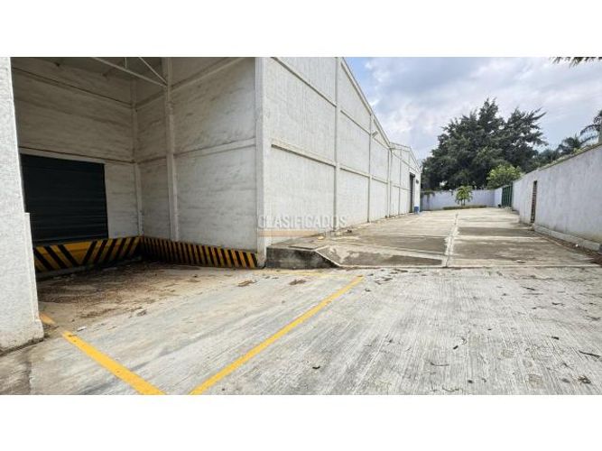 Bodega en venta en Acopi, Cali, 3507 m² · foto 18 de 23