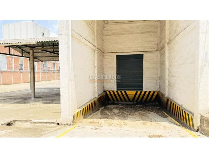 Bodega en venta en Acopi, Cali, 3507 m² · foto 20 de 23