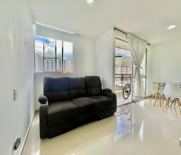 Apartamento de 2 alcobas en venta en Arroyohondo, Yumbo, 57 m² · foto 6 de 16