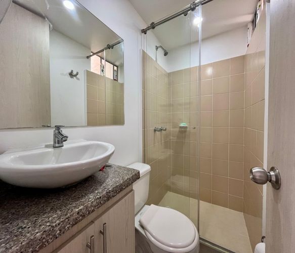 Apartamento de 2 alcobas en venta en Arroyohondo, Yumbo, 57 m² · foto 8 de 16