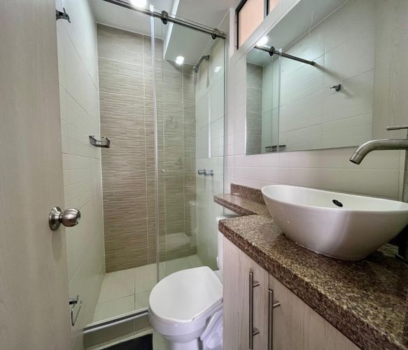 Apartamento de 2 alcobas en venta en Arroyohondo, Yumbo, 57 m² · foto 10 de 16