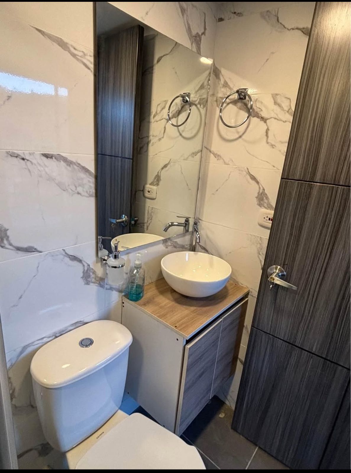 Apartamento en venta en Lagos De Torca, Bogotá · foto 3 de 8